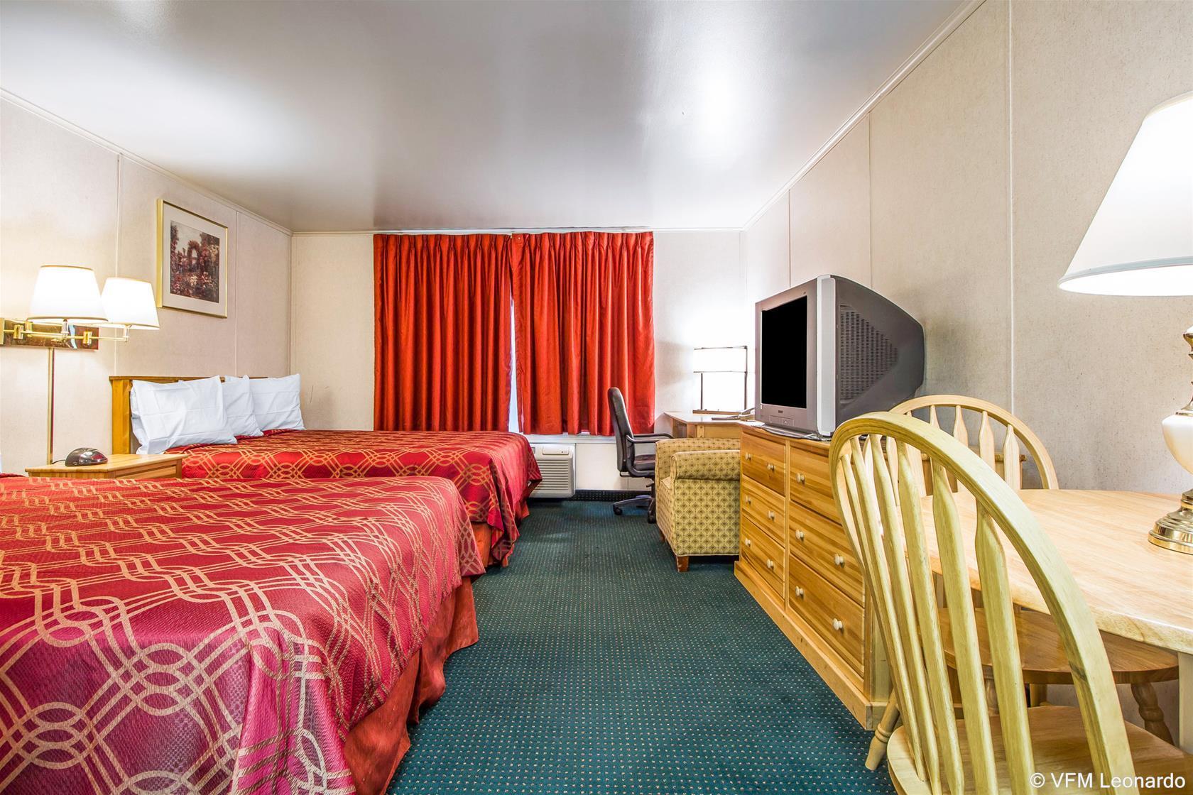 Rodeway Inn & Suites Brunswick Near Hwy 1 Esterno foto