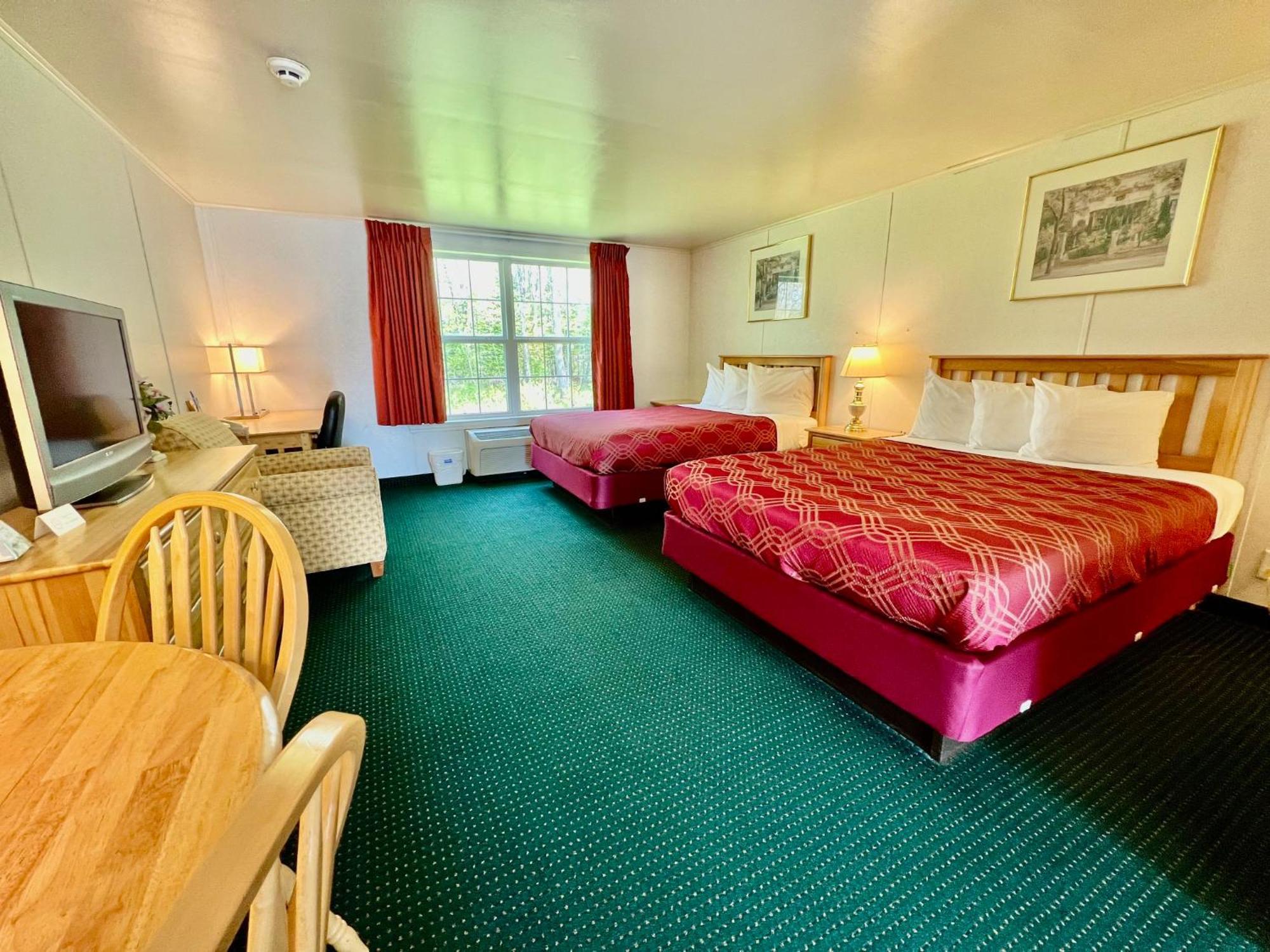 Rodeway Inn & Suites Brunswick Near Hwy 1 Esterno foto
