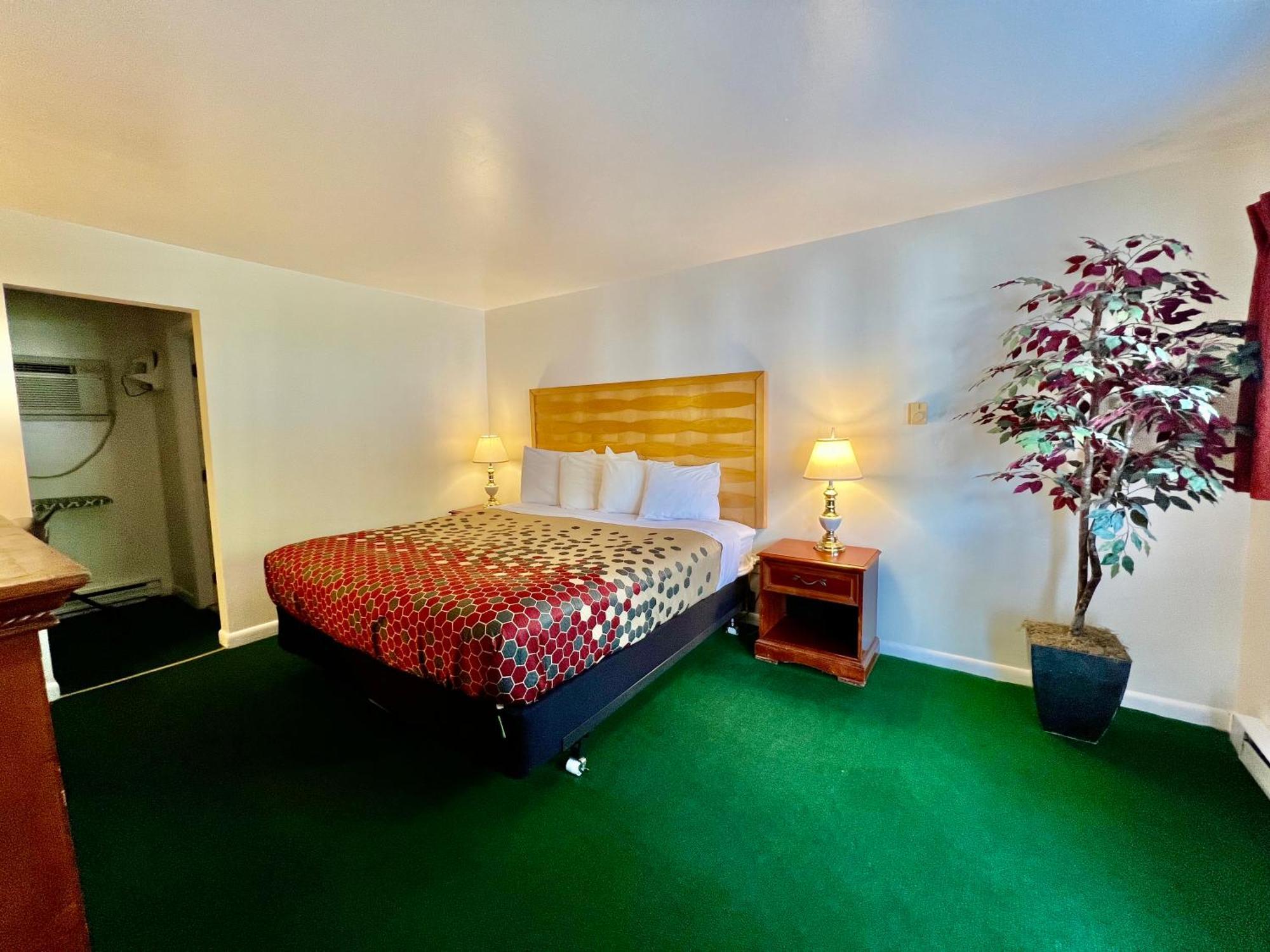 Rodeway Inn & Suites Brunswick Near Hwy 1 Esterno foto
