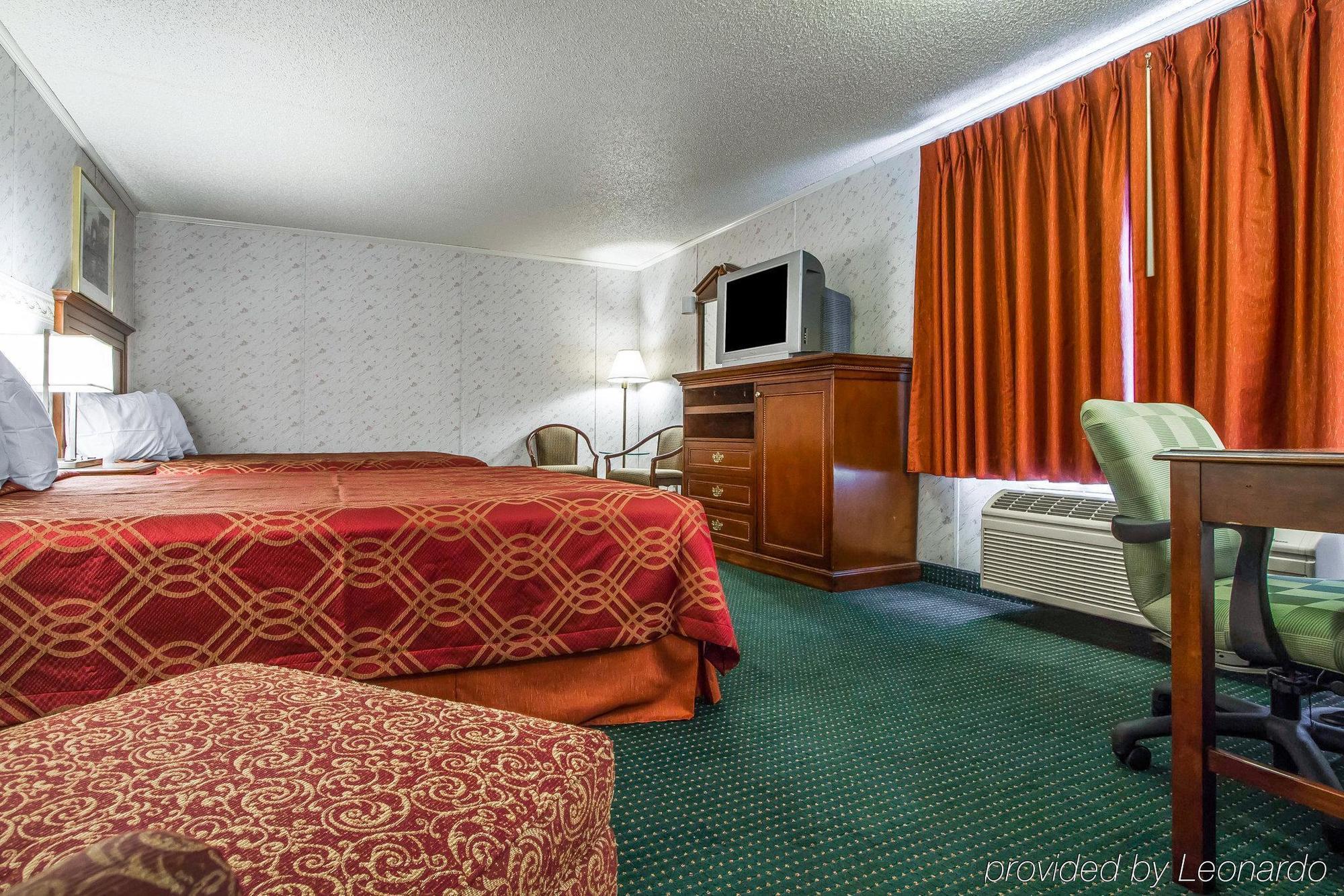 Rodeway Inn & Suites Brunswick Near Hwy 1 Esterno foto