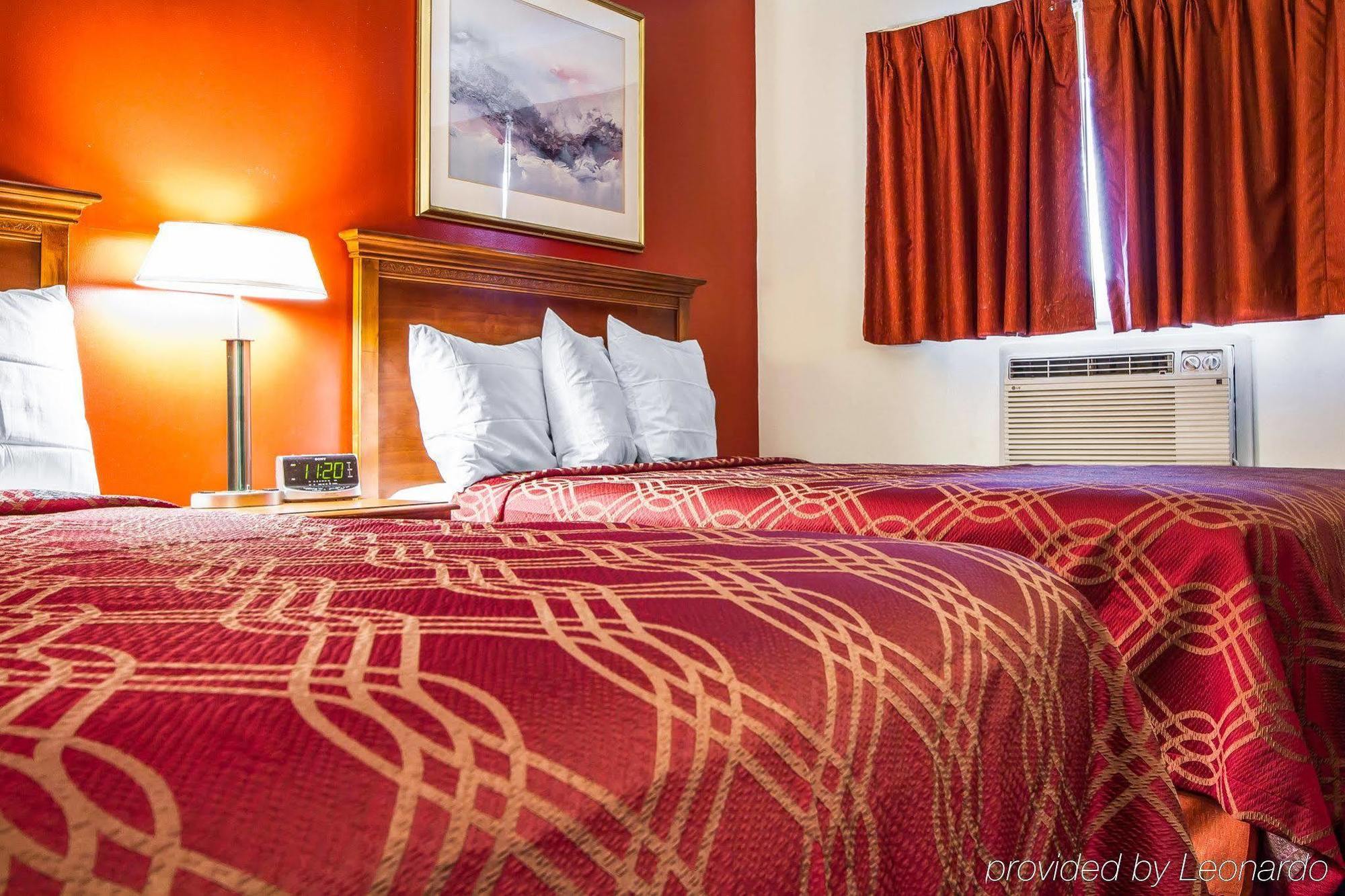 Rodeway Inn & Suites Brunswick Near Hwy 1 Esterno foto