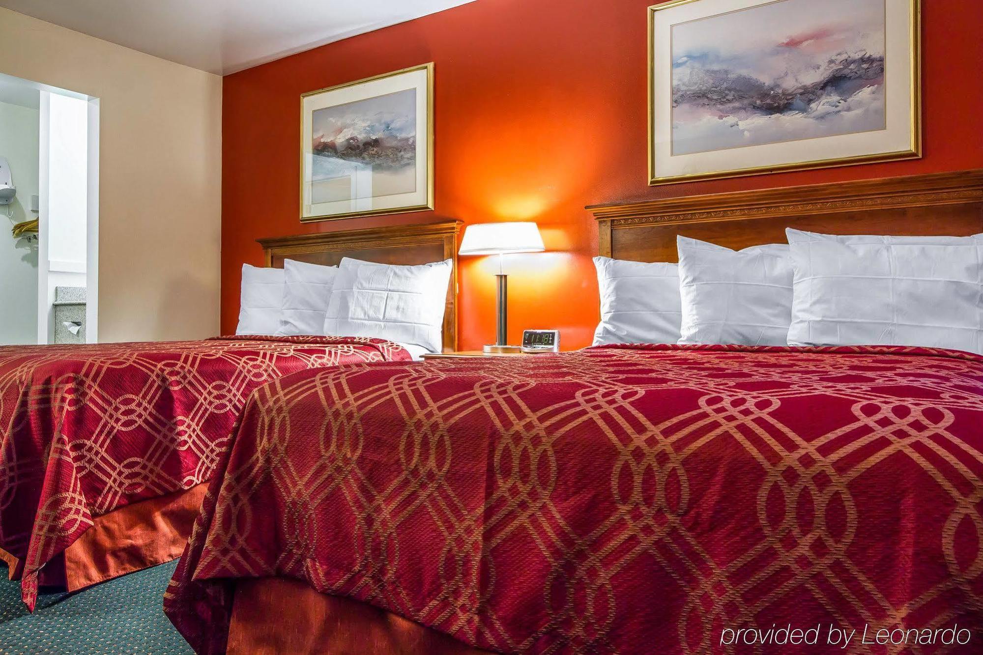 Rodeway Inn & Suites Brunswick Near Hwy 1 Esterno foto